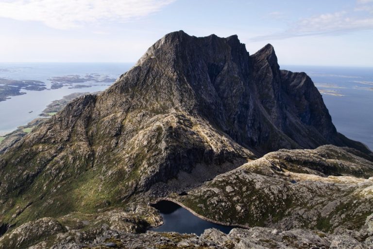 Fjelltur: De Syv Søstre | Elfis Sjøstuer